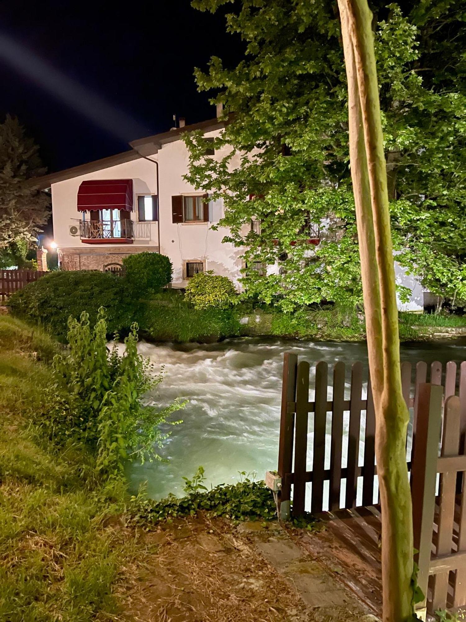 Villa Vitti'S - Verona Est Camping 산 마르티노 부온 알베르고 외부 사진