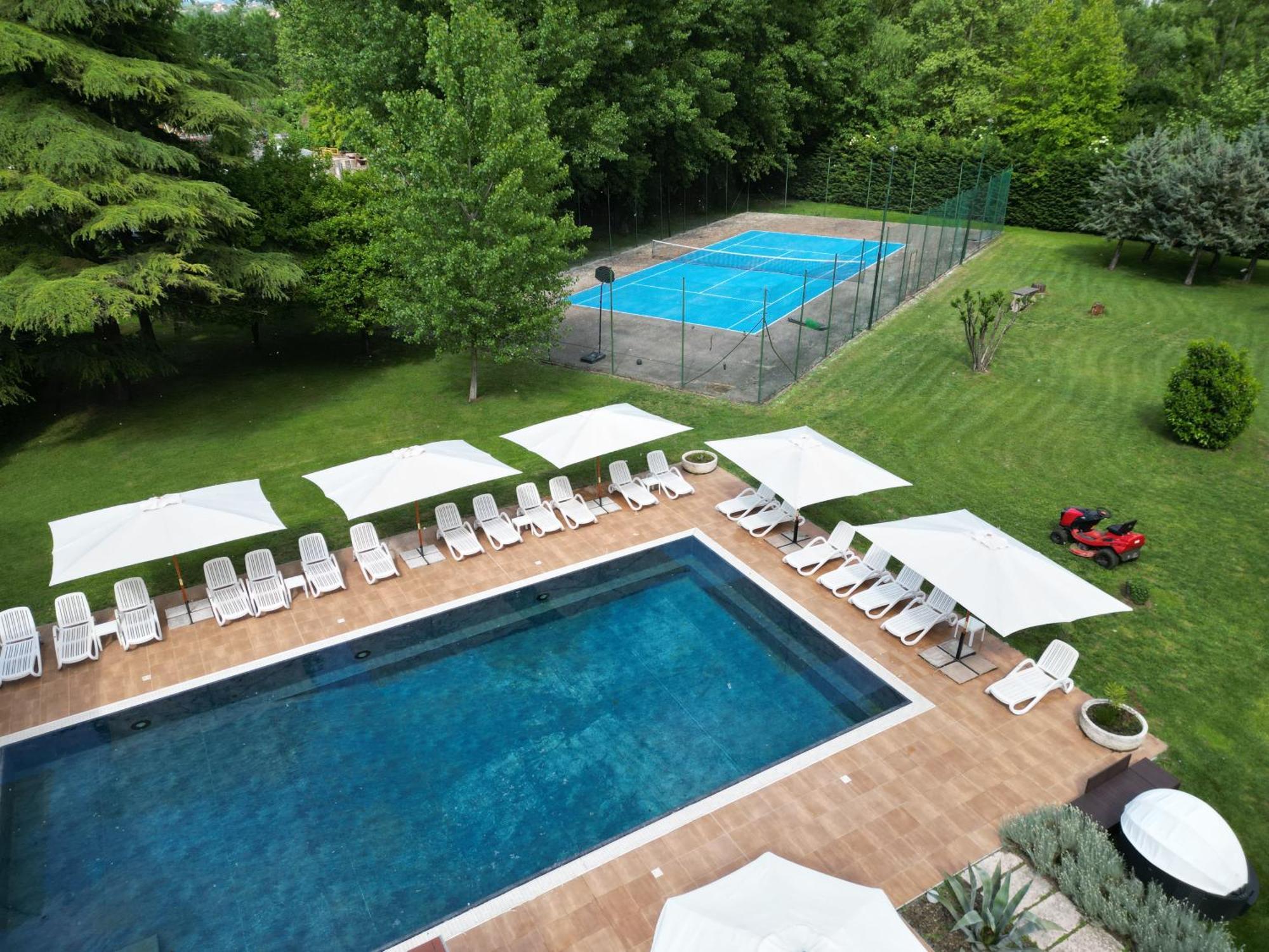 Villa Vitti'S - Verona Est Camping 산 마르티노 부온 알베르고 외부 사진
