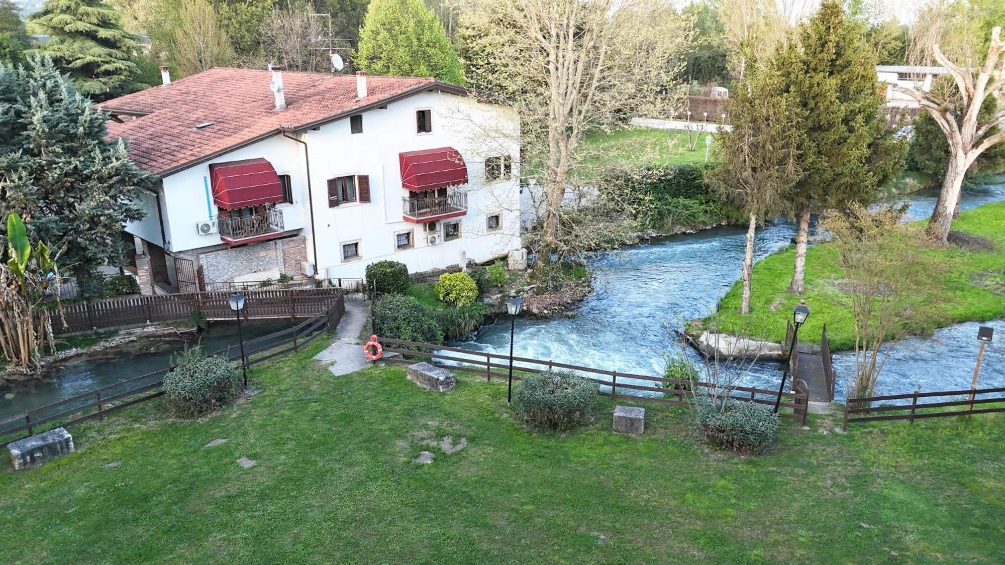Villa Vitti'S - Verona Est Camping 산 마르티노 부온 알베르고 외부 사진